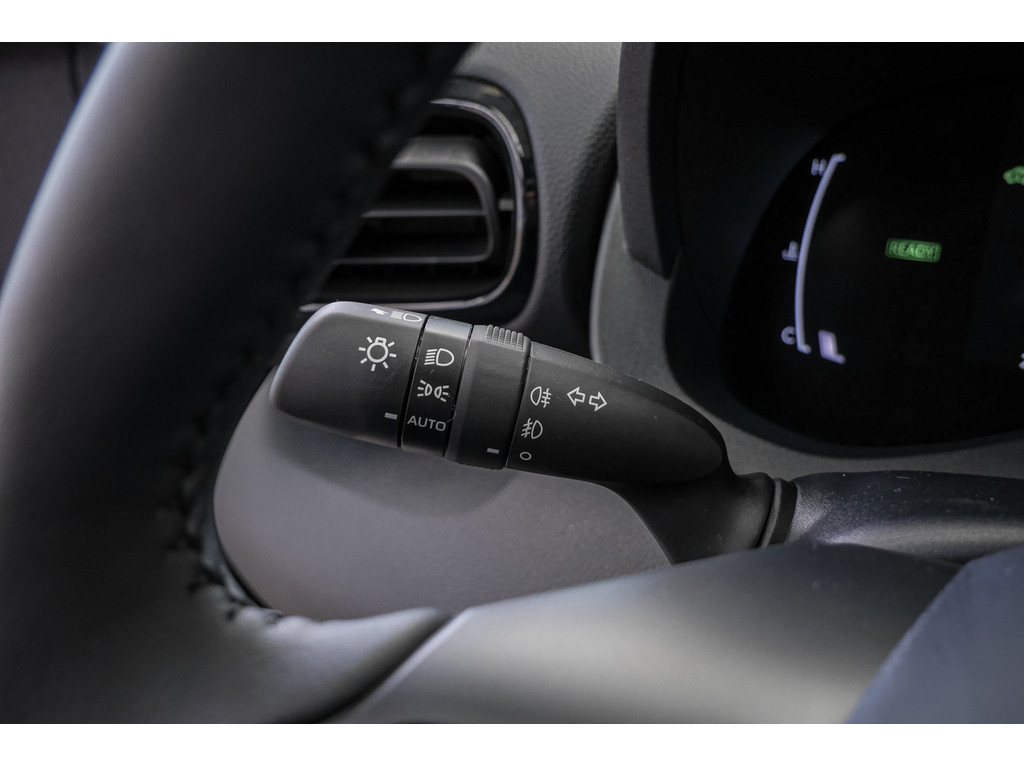 Fahrzeugansicht TOYOTA Yaris Cross 1.5 Hybrid FWD Teamplayer - Bild 28