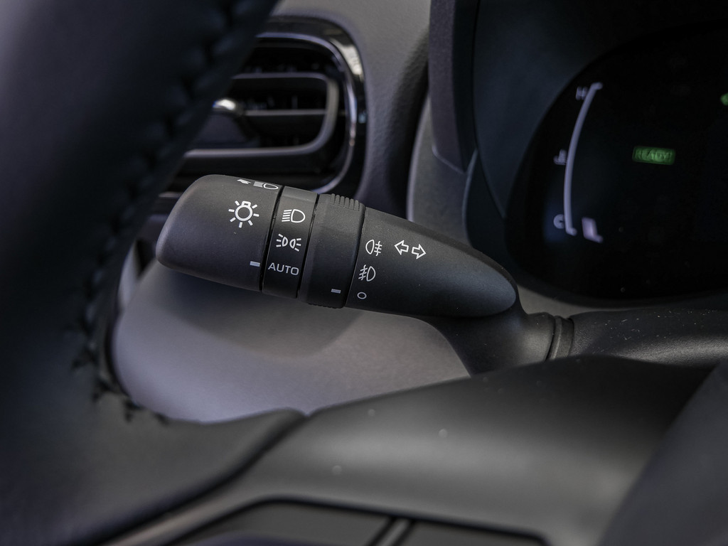 Fahrzeugansicht TOYOTA Yaris Cross 1.5 Hybrid FWD Teamplayer - Bild 27