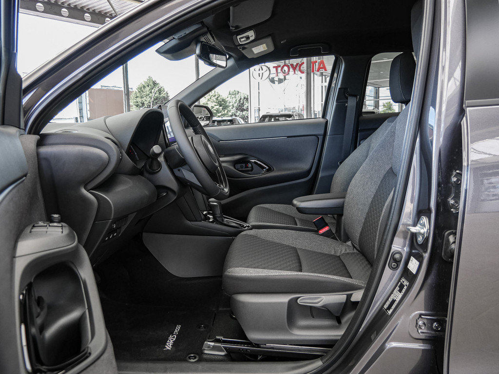 Fahrzeugansicht TOYOTA Yaris Cross 1.5 Hybrid FWD Teamplayer - Bild 5