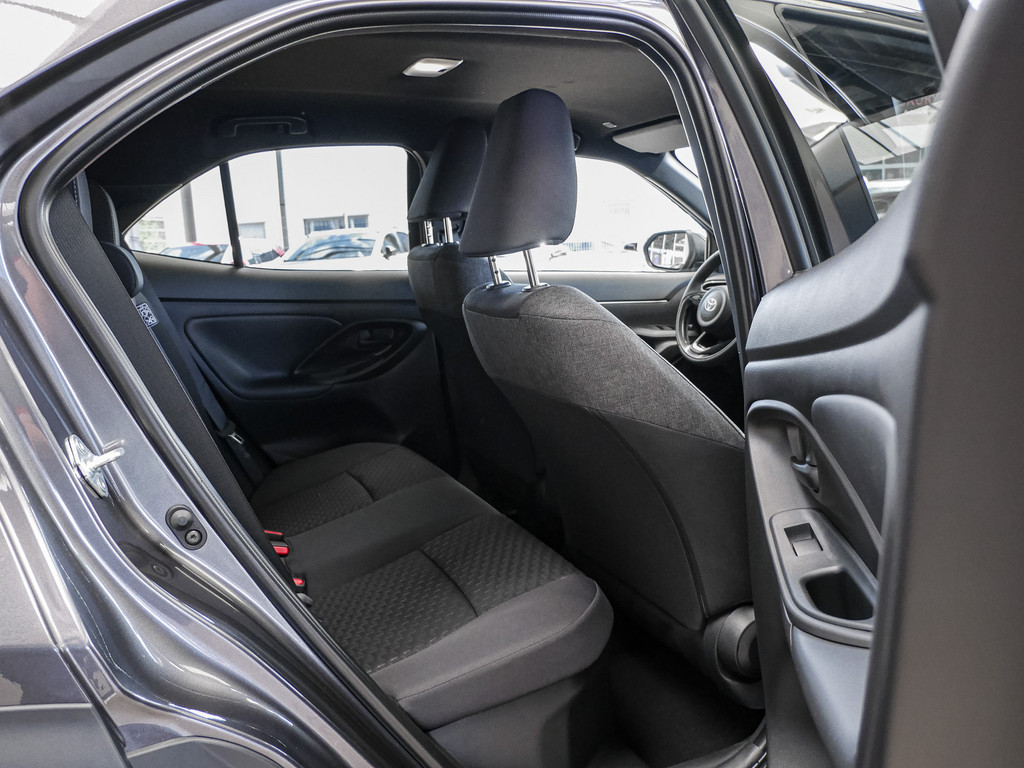 Fahrzeugansicht TOYOTA Yaris Cross 1.5 Hybrid FWD Teamplayer - Bild 7