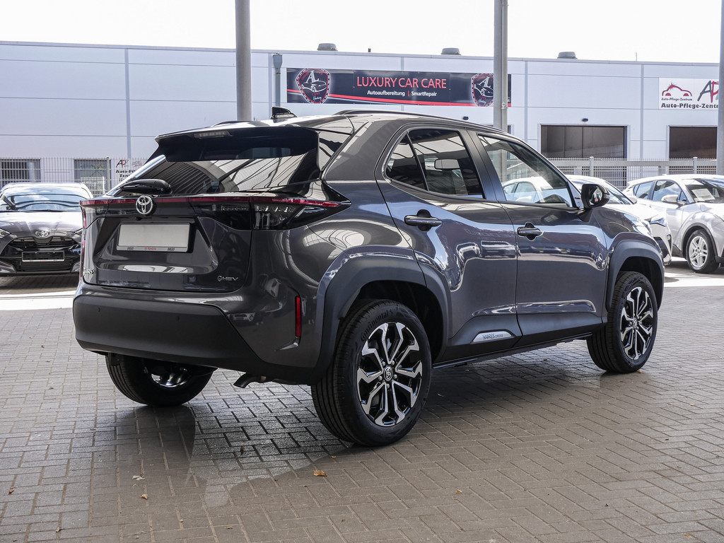 Fahrzeugansicht TOYOTA Yaris Cross 1.5 Hybrid FWD Teamplayer - Bild 45