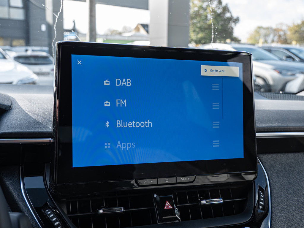 Fahrzeugansicht TOYOTA Corolla Touring Sports 2.0 Hybrid Teamplayer - Bild 10