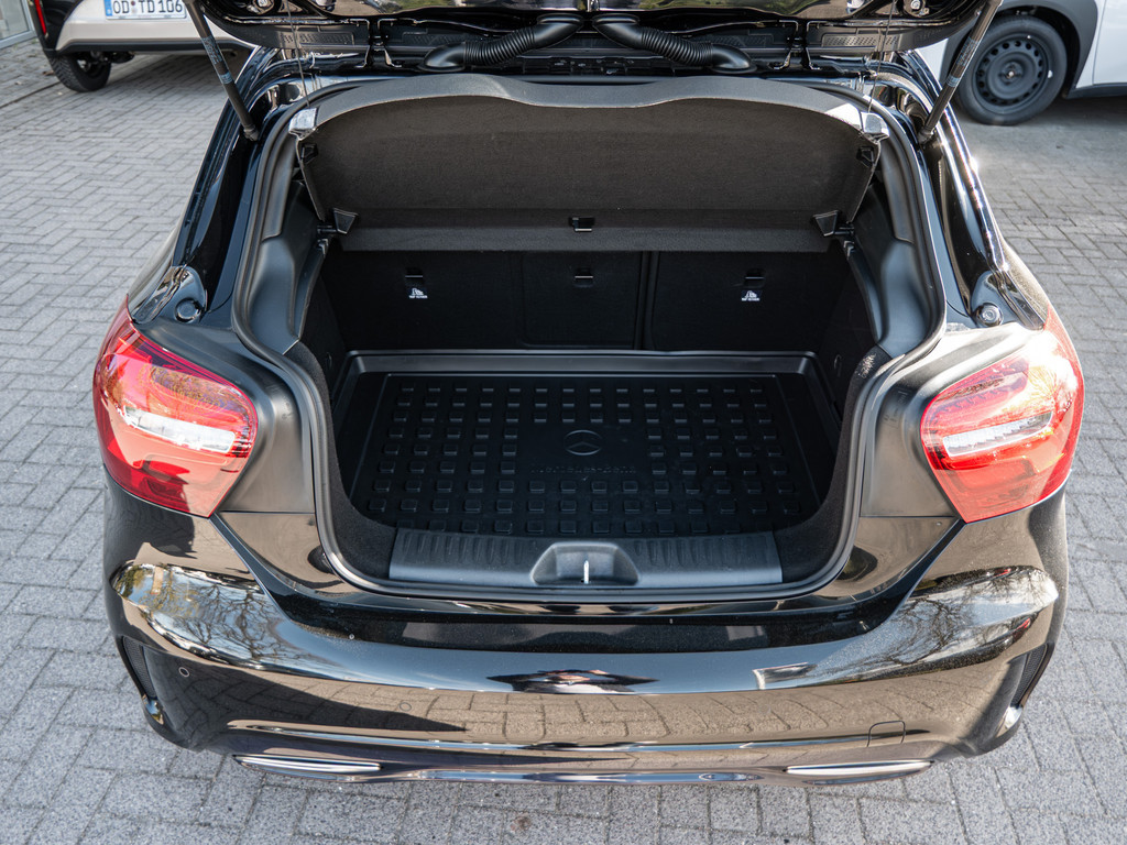 Fahrzeugansicht MERCEDES-BENZ A 180 Style - Bild 9