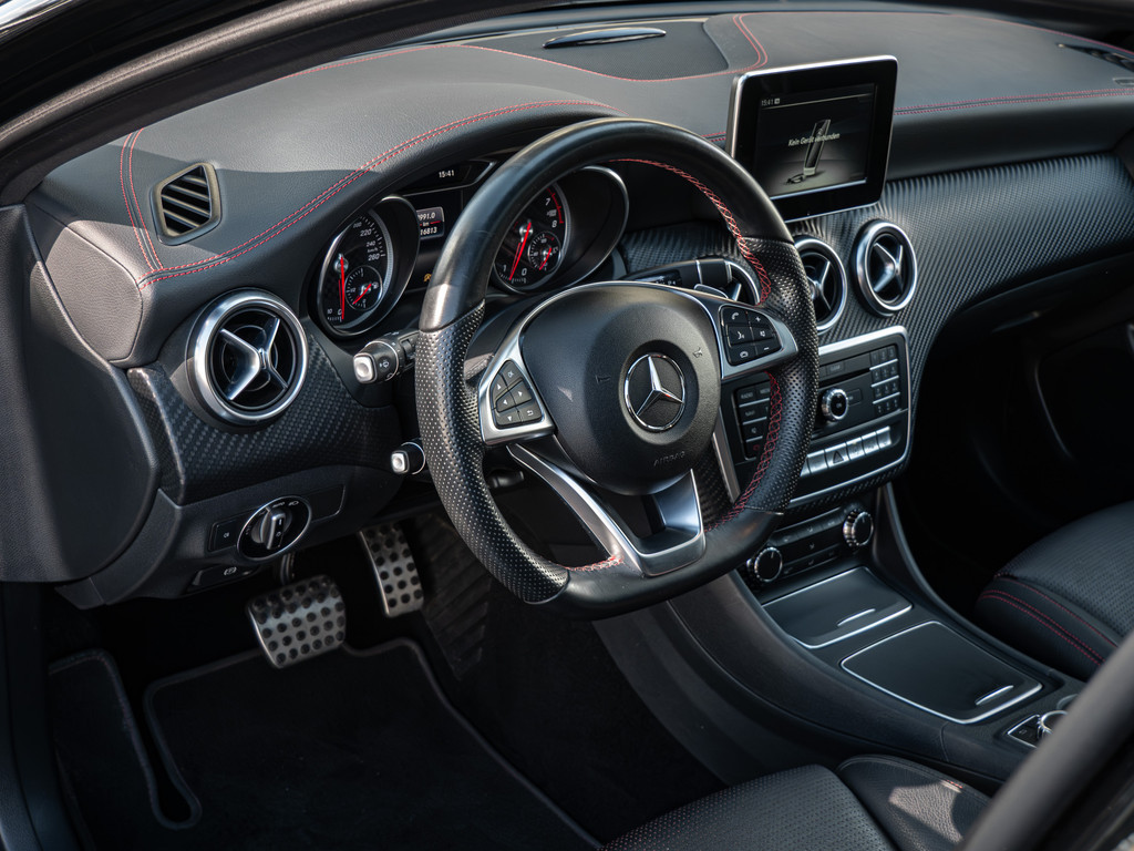 Fahrzeugansicht MERCEDES-BENZ A 180 Style - Bild 30