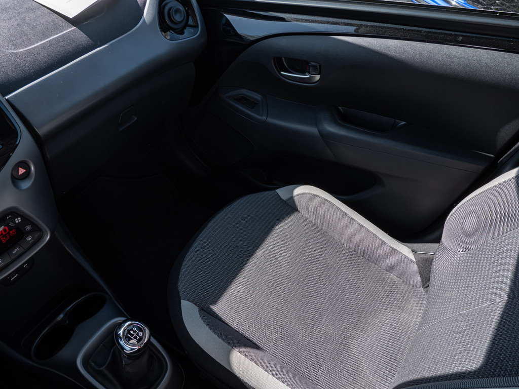 Fahrzeugansicht TOYOTA Aygo 1.0 - Bild 18