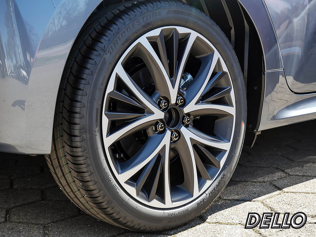 Fahrzeugansicht TOYOTA Yaris Hybrid 1.5 VVT-iE Teamplayer - Bild 5