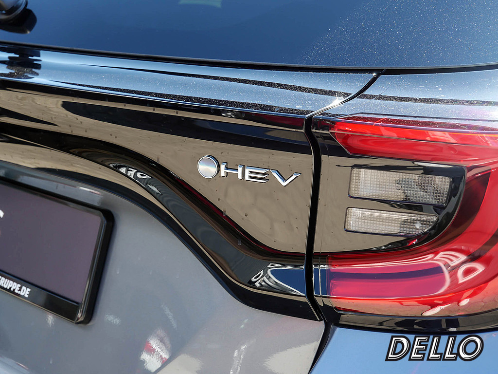 Fahrzeugansicht TOYOTA Yaris Hybrid 1.5 VVT-iE Teamplayer - Bild 7