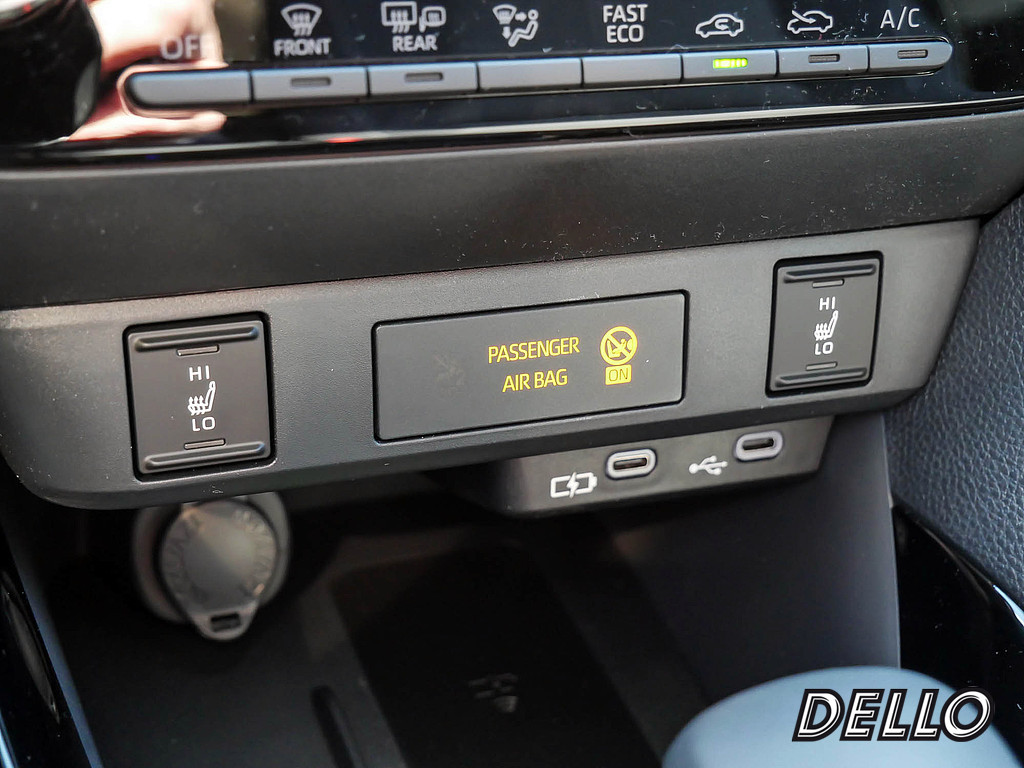 Fahrzeugansicht TOYOTA Yaris Hybrid 1.5 VVT-iE Teamplayer - Bild 17