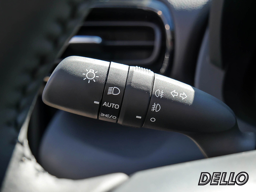 Fahrzeugansicht TOYOTA Yaris Hybrid 1.5 VVT-iE Teamplayer - Bild 27