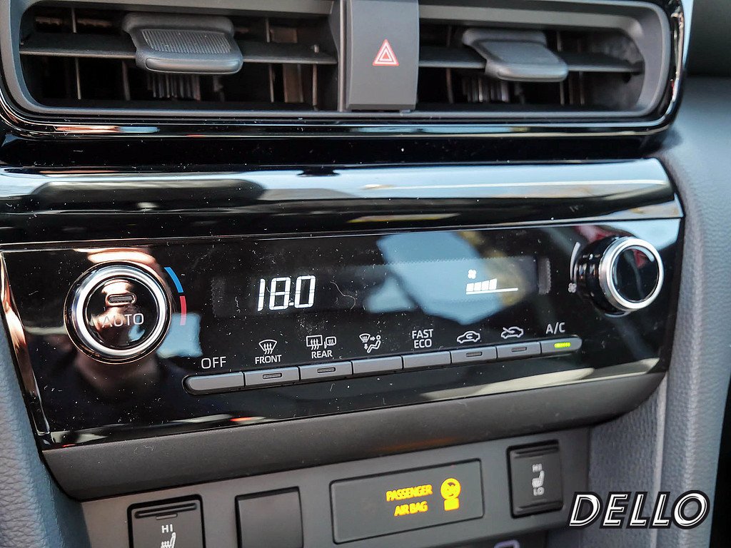 Fahrzeugansicht TOYOTA Yaris Cross Hybrid Teamplayer - Bild 16