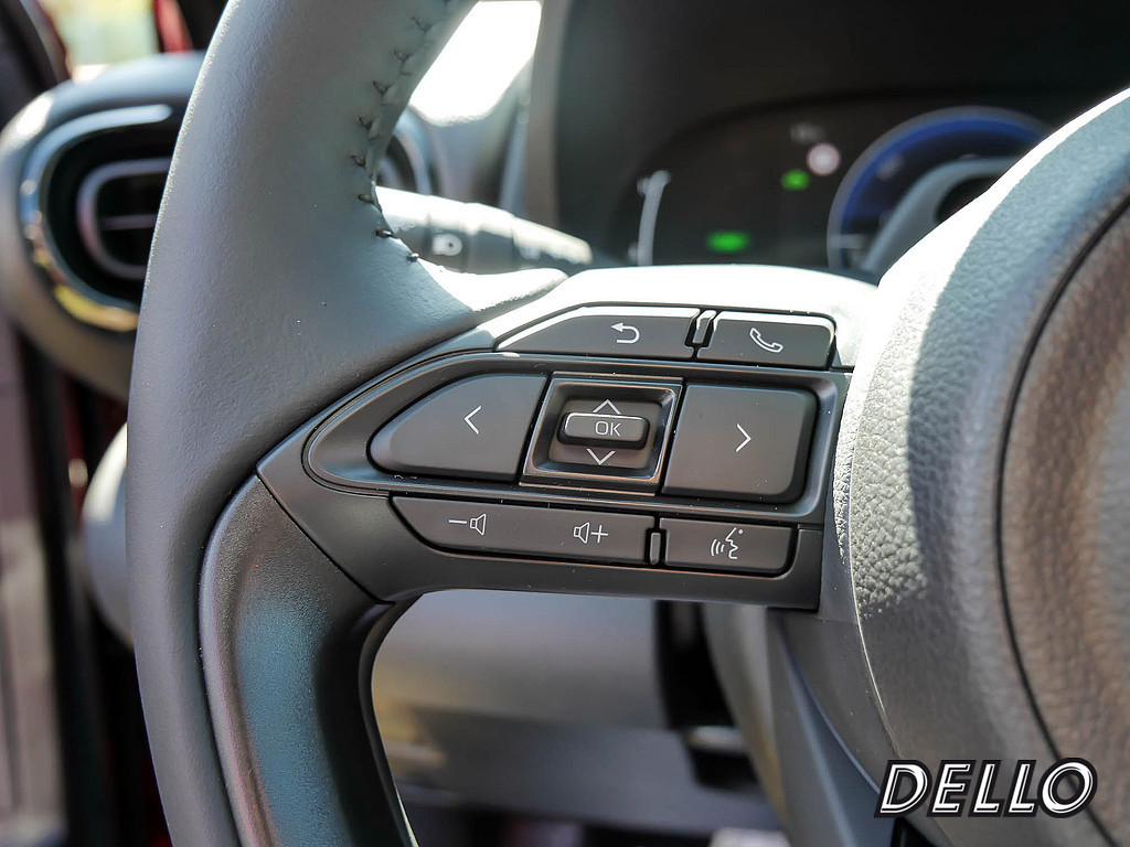 Fahrzeugansicht TOYOTA Yaris Cross Hybrid Teamplayer - Bild 24