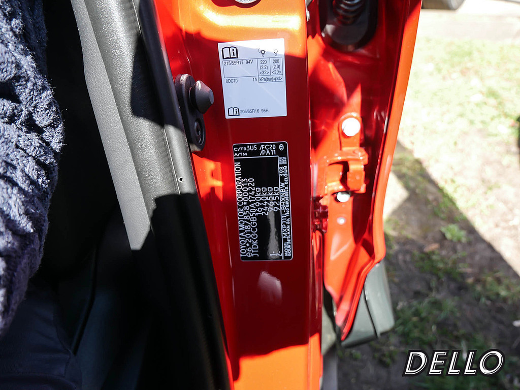 Fahrzeugansicht TOYOTA Yaris Cross Hybrid Teamplayer - Bild 30