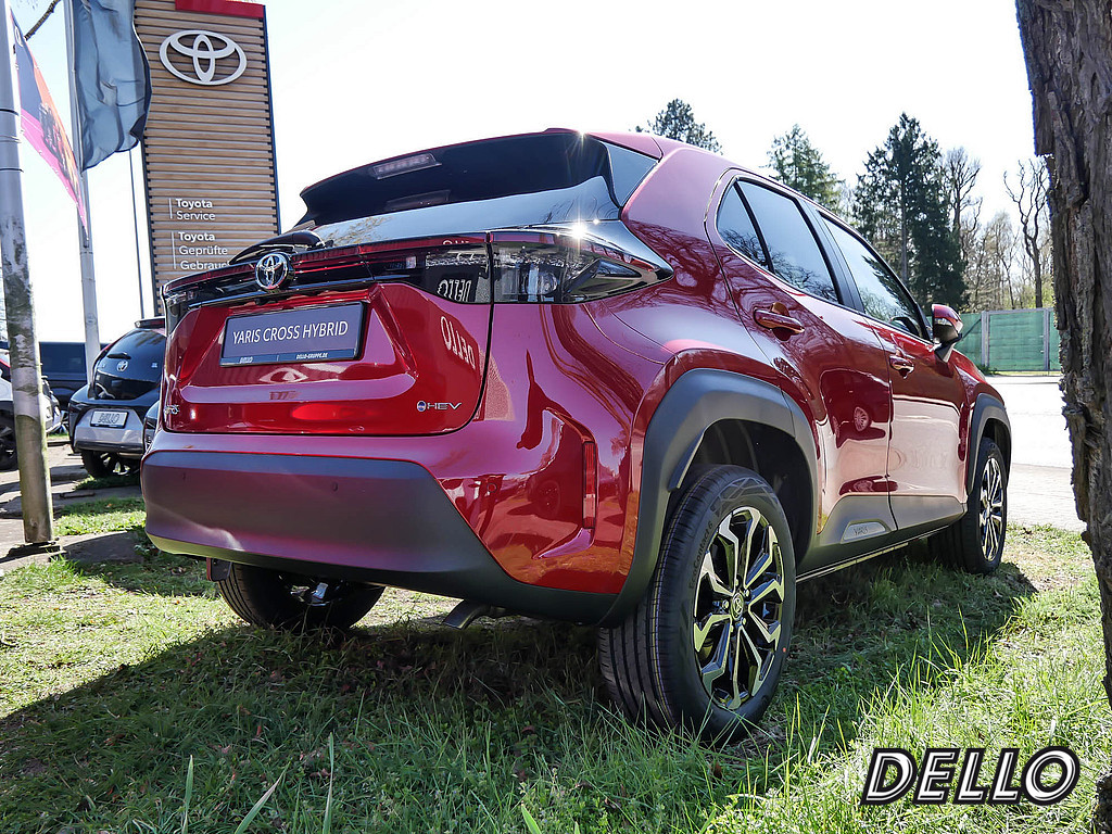 Fahrzeugansicht TOYOTA Yaris Cross Hybrid Teamplayer - Bild 38