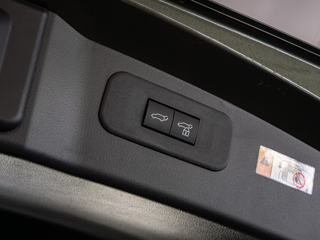 Fahrzeugansicht LEXUS NX 450h + Luxury - Bild 6