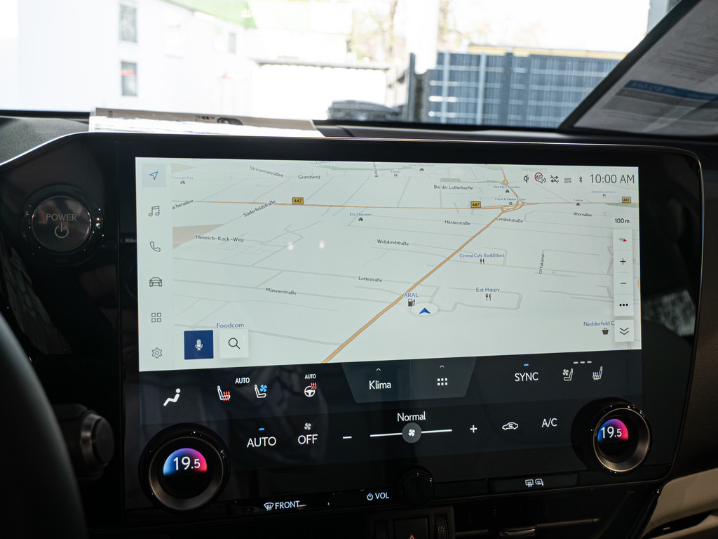 Fahrzeugansicht LEXUS NX 450h + Luxury - Bild 9