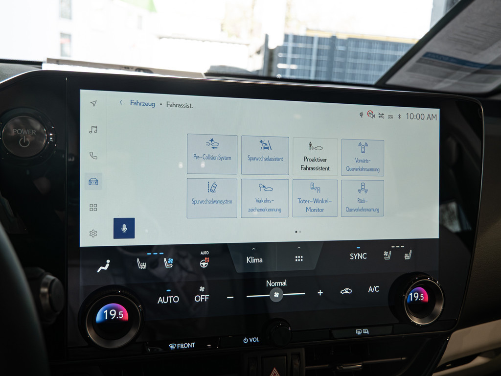 Fahrzeugansicht LEXUS NX 450h + Luxury - Bild 11