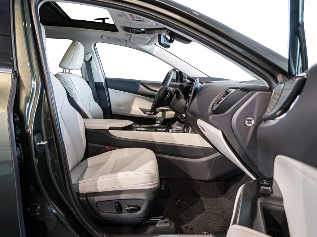 Fahrzeugansicht LEXUS NX 450h + Luxury - Bild 37