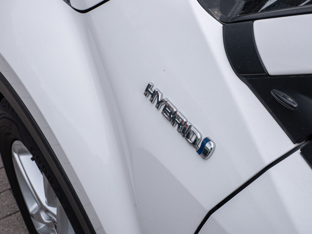 Fahrzeugansicht TOYOTA C-HR HYBRID Flow - Bild 2