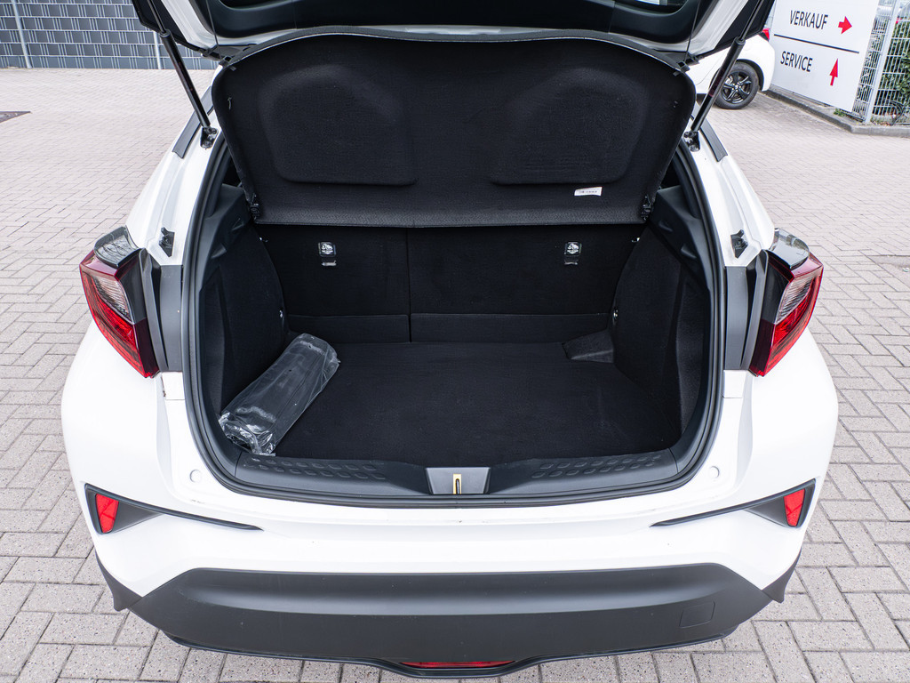 Fahrzeugansicht TOYOTA C-HR HYBRID Flow - Bild 11