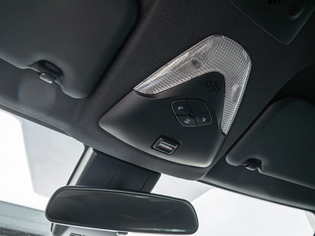 Fahrzeugansicht TOYOTA C-HR HYBRID Flow - Bild 25