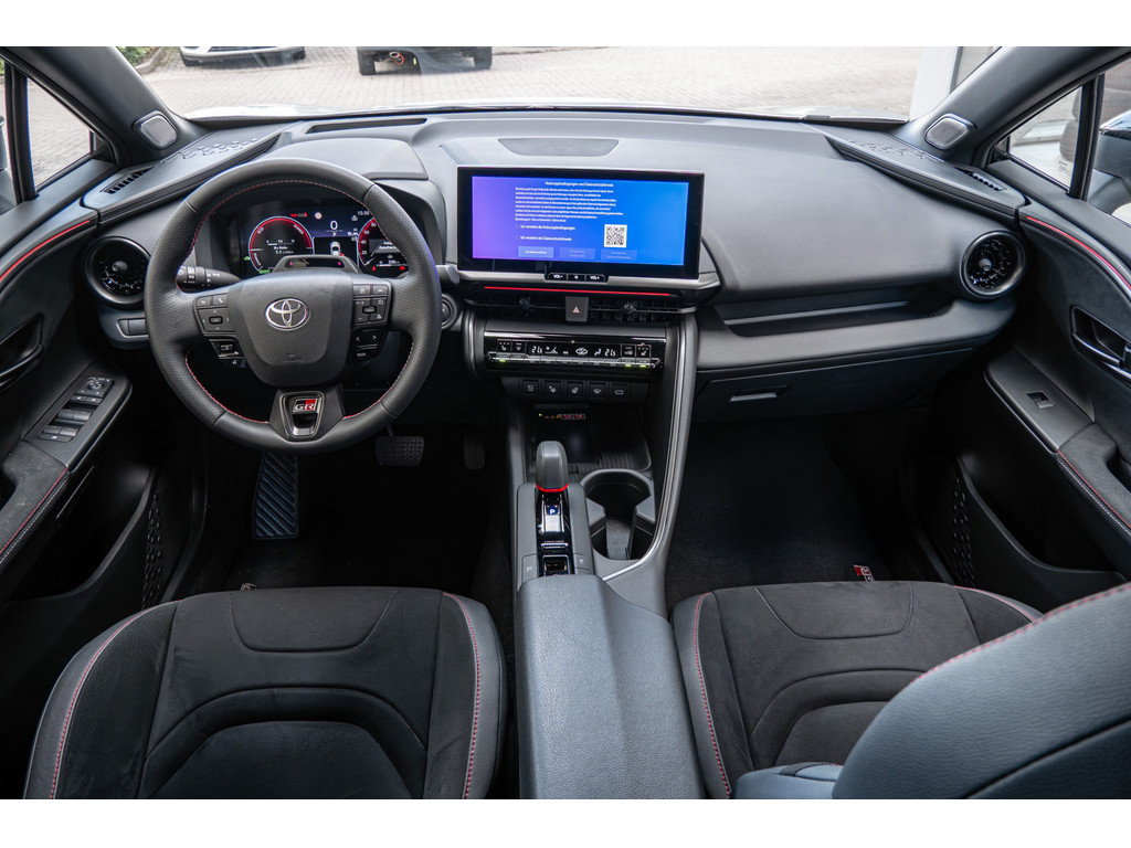 Fahrzeugansicht TOYOTA C-HR 2.0 Hybrid AWD GR Sport Premiere - Bild 4