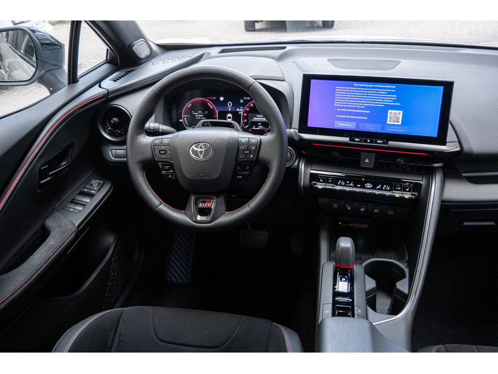 Fahrzeugansicht TOYOTA C-HR 2.0 Hybrid AWD GR Sport Premiere - Bild 5