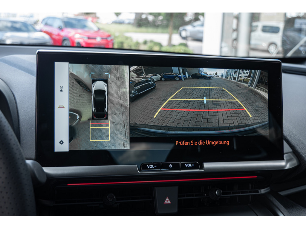 Fahrzeugansicht TOYOTA C-HR 2.0 Hybrid AWD GR Sport Premiere - Bild 13