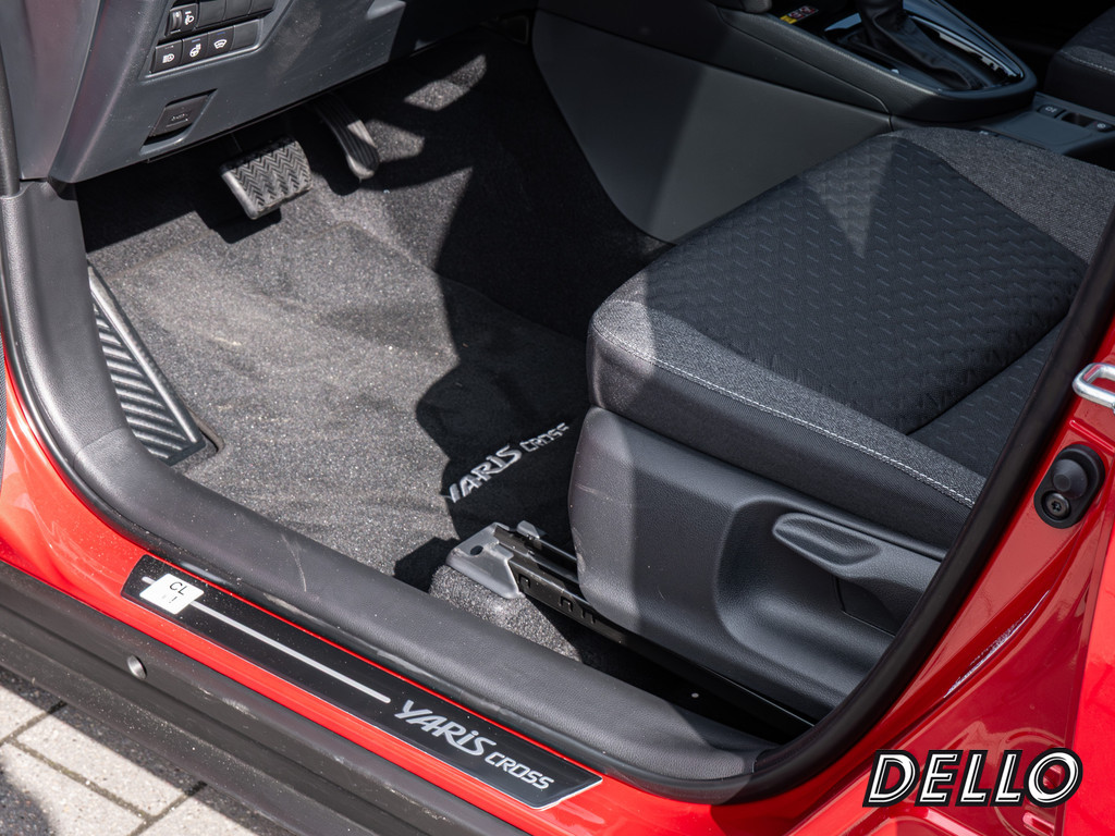 Fahrzeugansicht TOYOTA Yaris Cross Hybrid Teamplayer - Bild 37