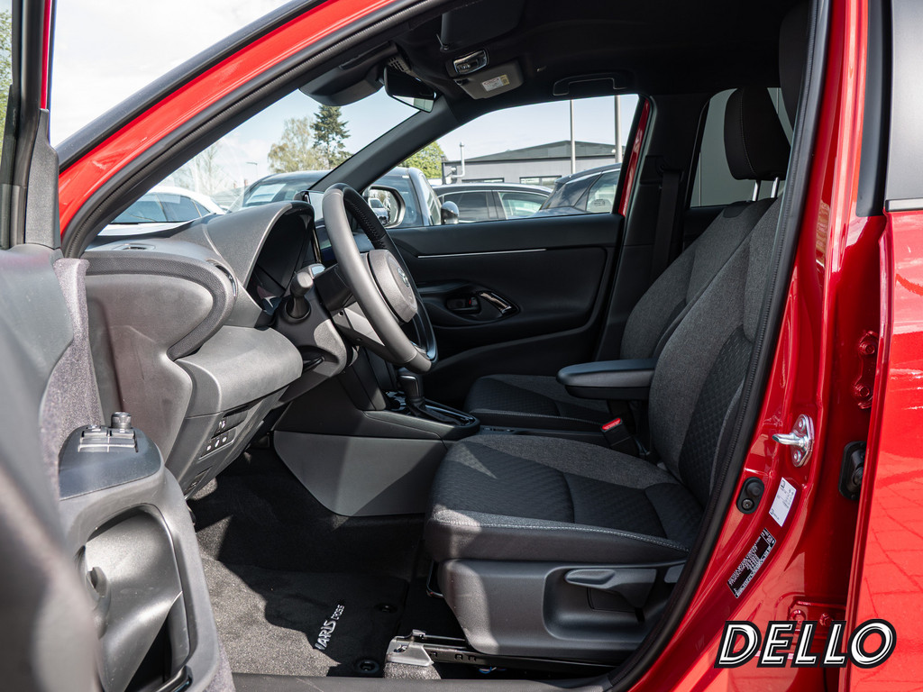 Fahrzeugansicht TOYOTA Yaris Cross Hybrid Teamplayer - Bild 6