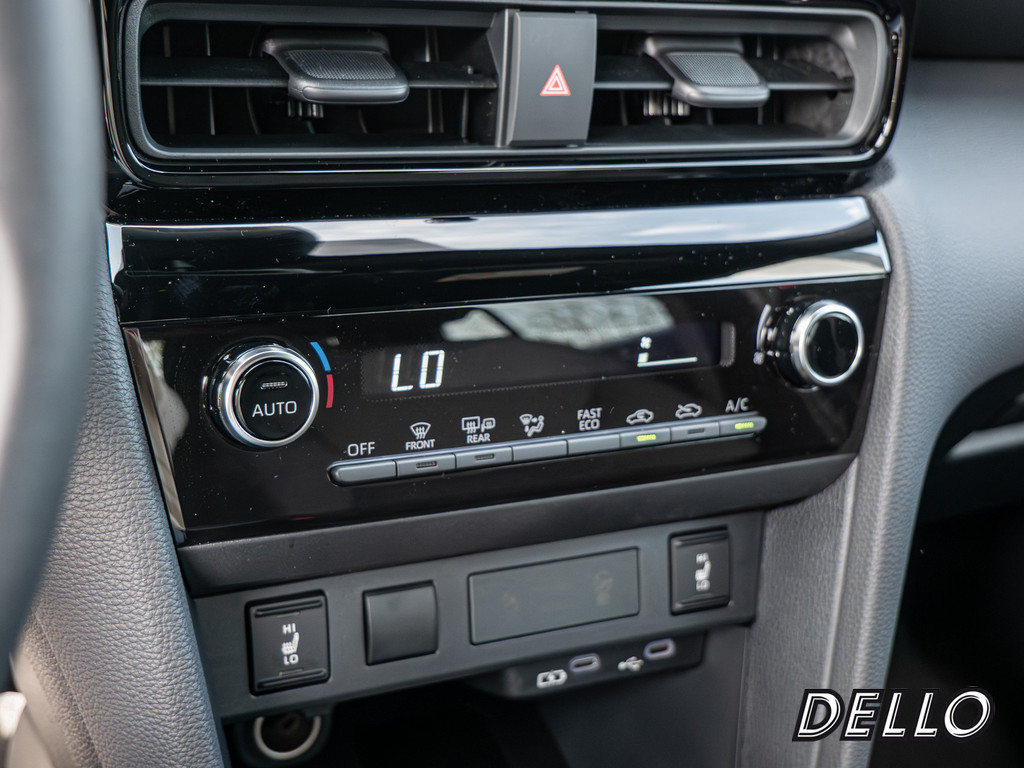 Fahrzeugansicht TOYOTA Yaris Cross Hybrid Teamplayer - Bild 19