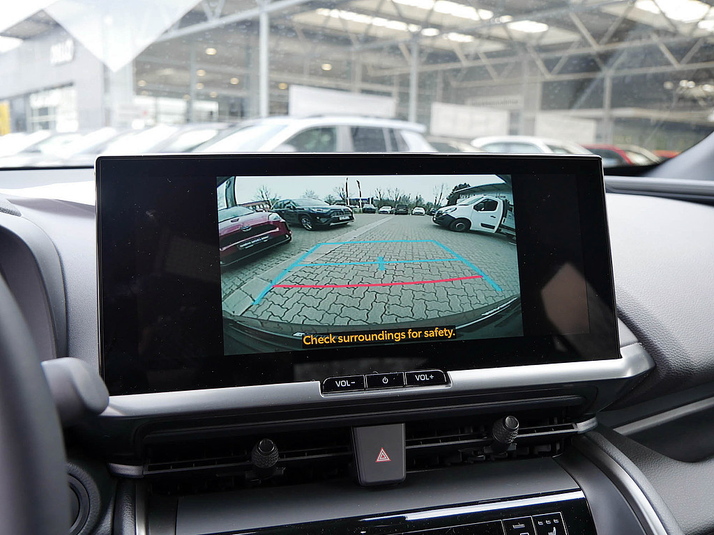 Fahrzeugansicht TOYOTA C-HR 2.0 Plug-In Hybrid FWD Teamplayer - Bild 15