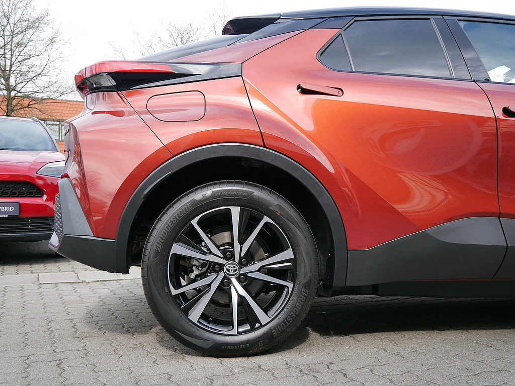 Fahrzeugansicht TOYOTA C-HR 2.0 Plug-In Hybrid FWD Teamplayer - Bild 23