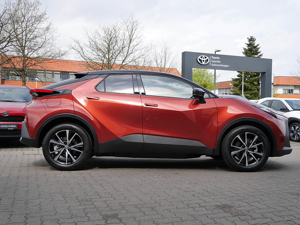 Fahrzeugansicht TOYOTA C-HR 2.0 Plug-In Hybrid FWD Teamplayer - Bild 47