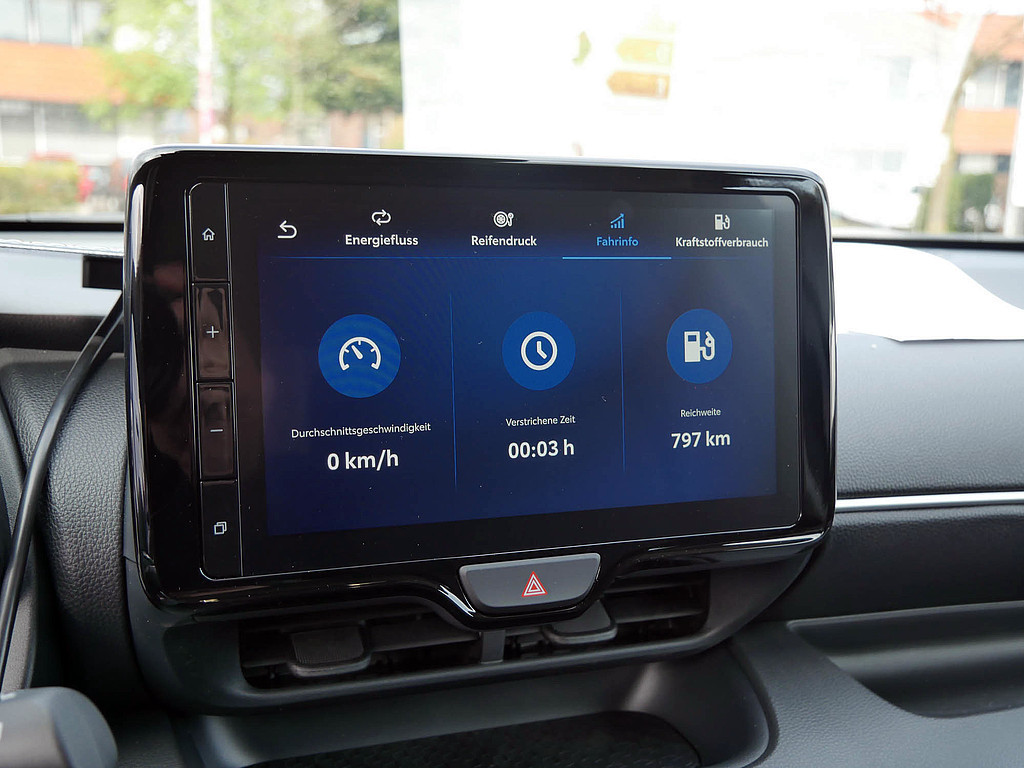 Fahrzeugansicht TOYOTA Yaris Hybrid 1.5 VVT-iE Teamplayer - Bild 16