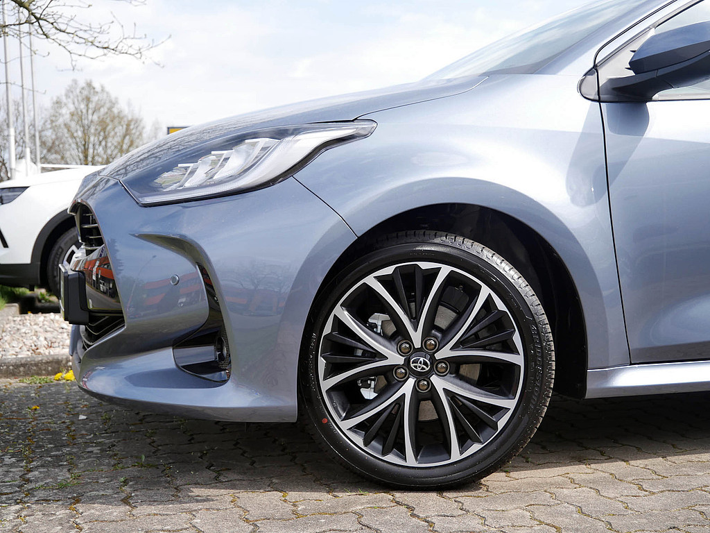 Fahrzeugansicht TOYOTA Yaris Hybrid 1.5 VVT-iE Teamplayer - Bild 34