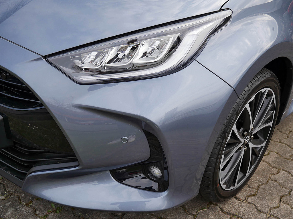 Fahrzeugansicht TOYOTA Yaris Hybrid 1.5 VVT-iE Teamplayer - Bild 35