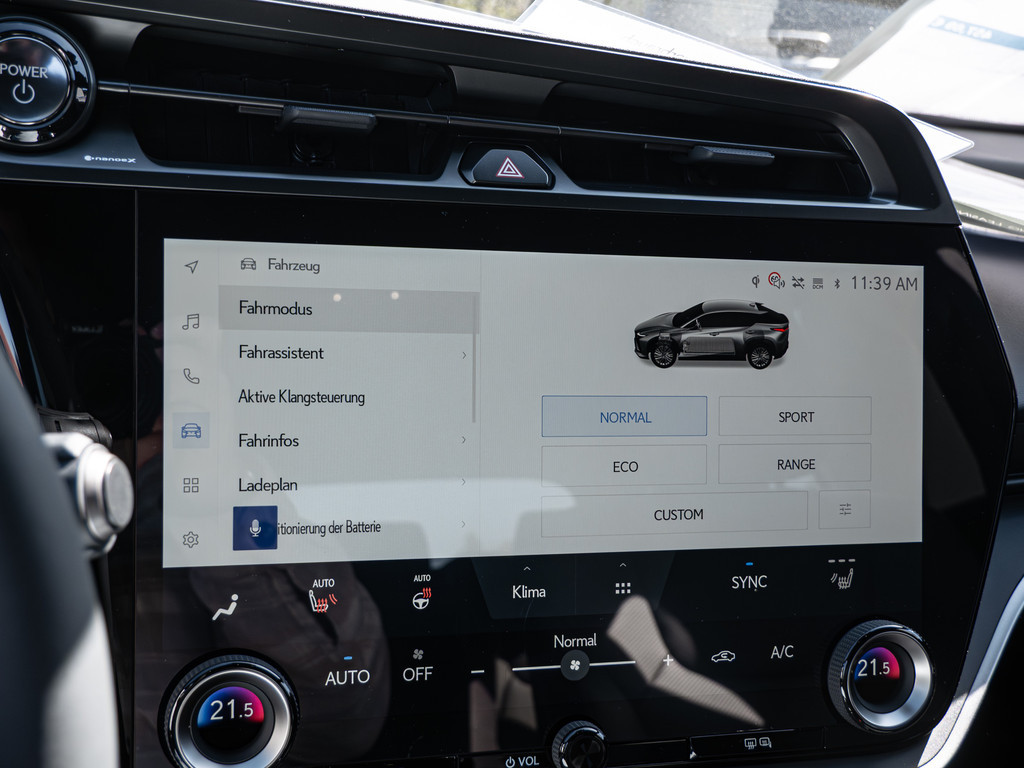Fahrzeugansicht LEXUS RZ 350e Executive - Bild 15