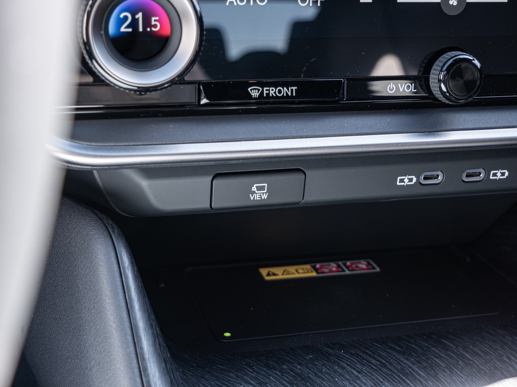 Fahrzeugansicht LEXUS RZ 350e Executive - Bild 19