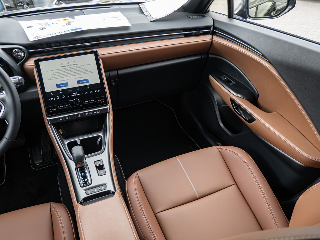 Fahrzeugansicht LEXUS LBX Relax - Bild 8