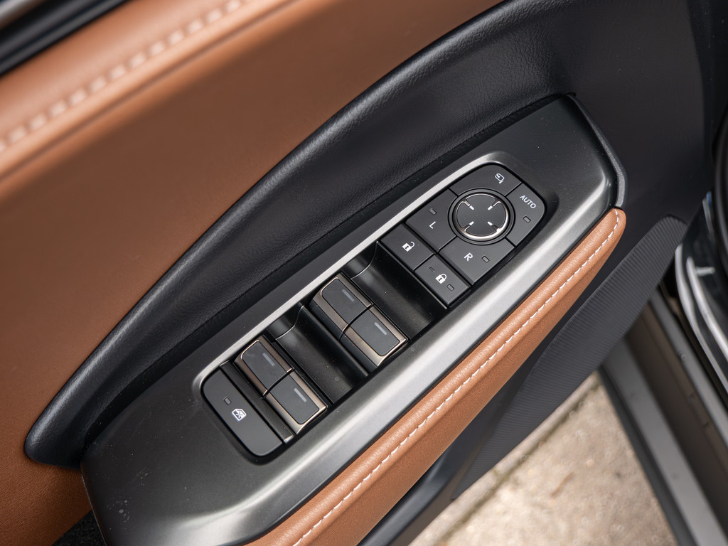 Fahrzeugansicht LEXUS LBX Relax - Bild 37