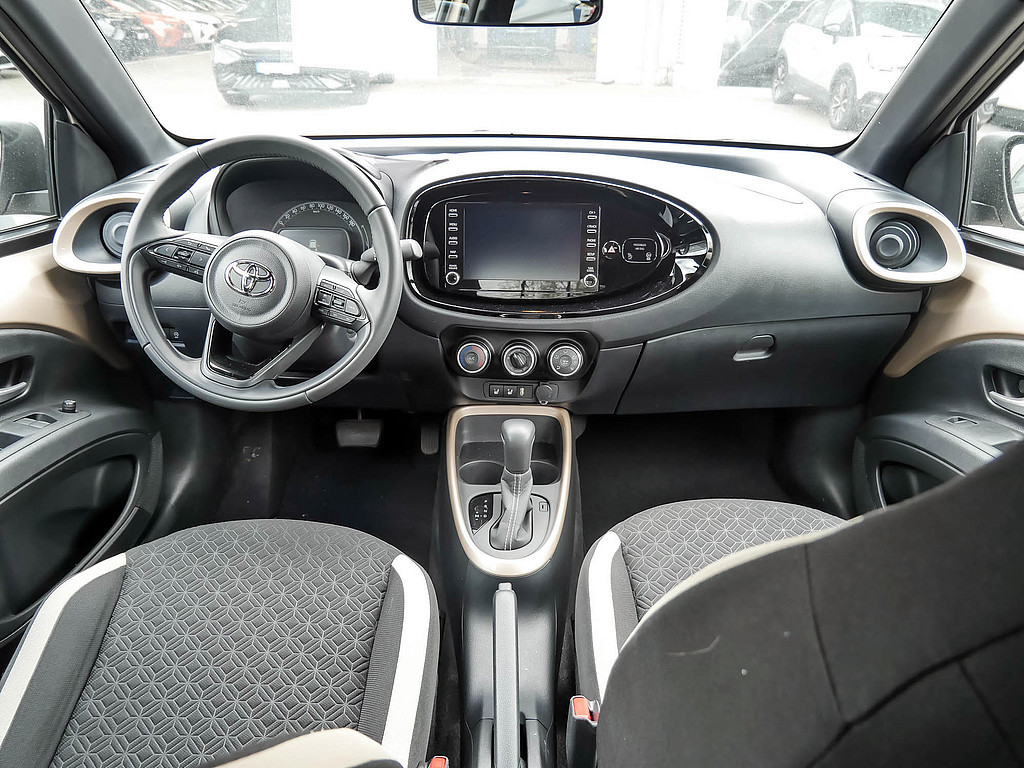 Fahrzeugansicht TOYOTA Aygo X 1.0 Pulse - Bild 3