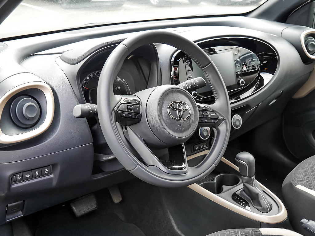 Fahrzeugansicht TOYOTA Aygo X 1.0 Pulse - Bild 9