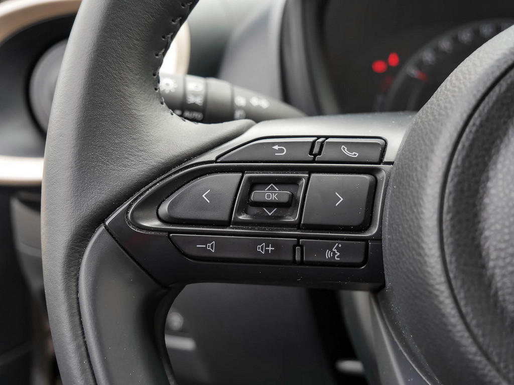 Fahrzeugansicht TOYOTA Aygo X 1.0 Pulse - Bild 19