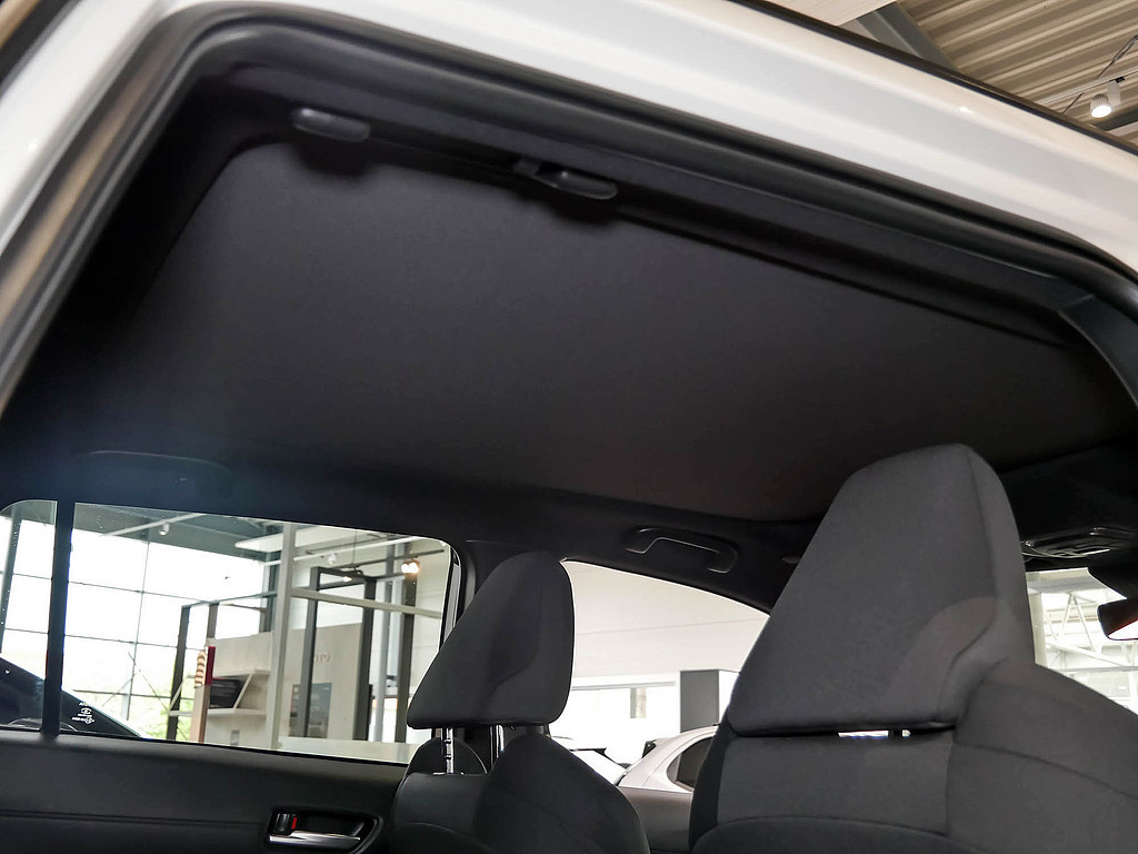 Fahrzeugansicht TOYOTA Corolla Cross 2.0 Hybrid Teamplayer - Bild 3