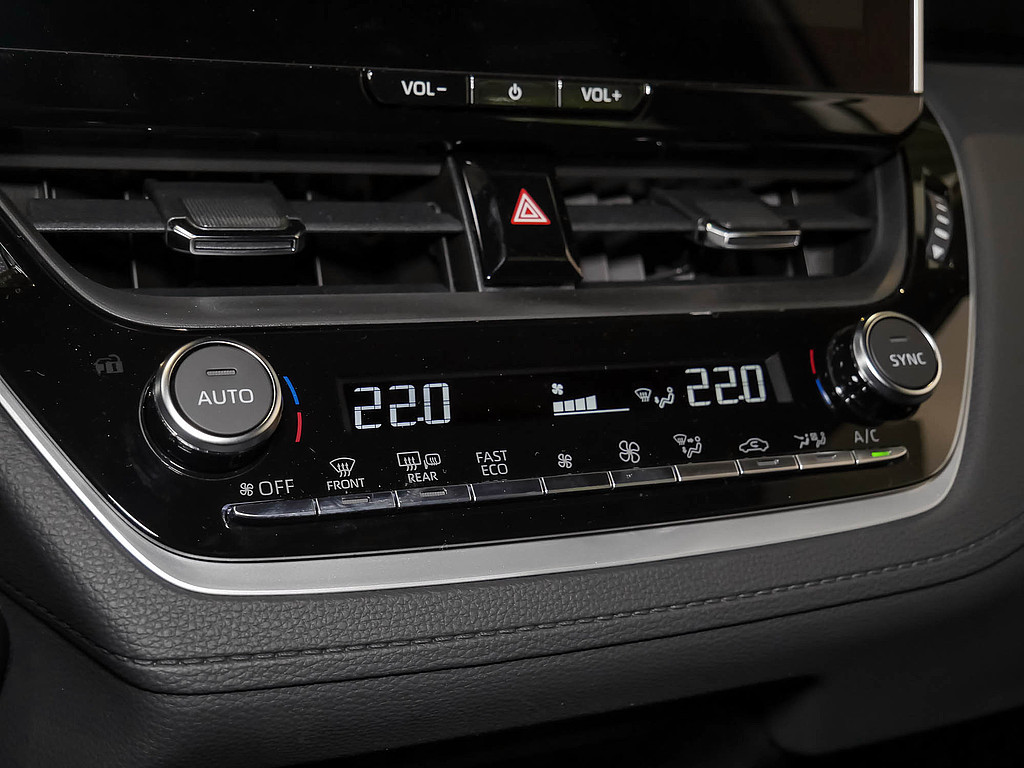 Fahrzeugansicht TOYOTA Corolla Cross 2.0 Hybrid Teamplayer - Bild 19