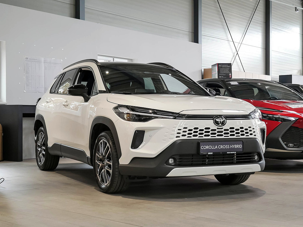 Fahrzeugansicht TOYOTA Corolla Cross 2.0 Hybrid Teamplayer - Bild 23