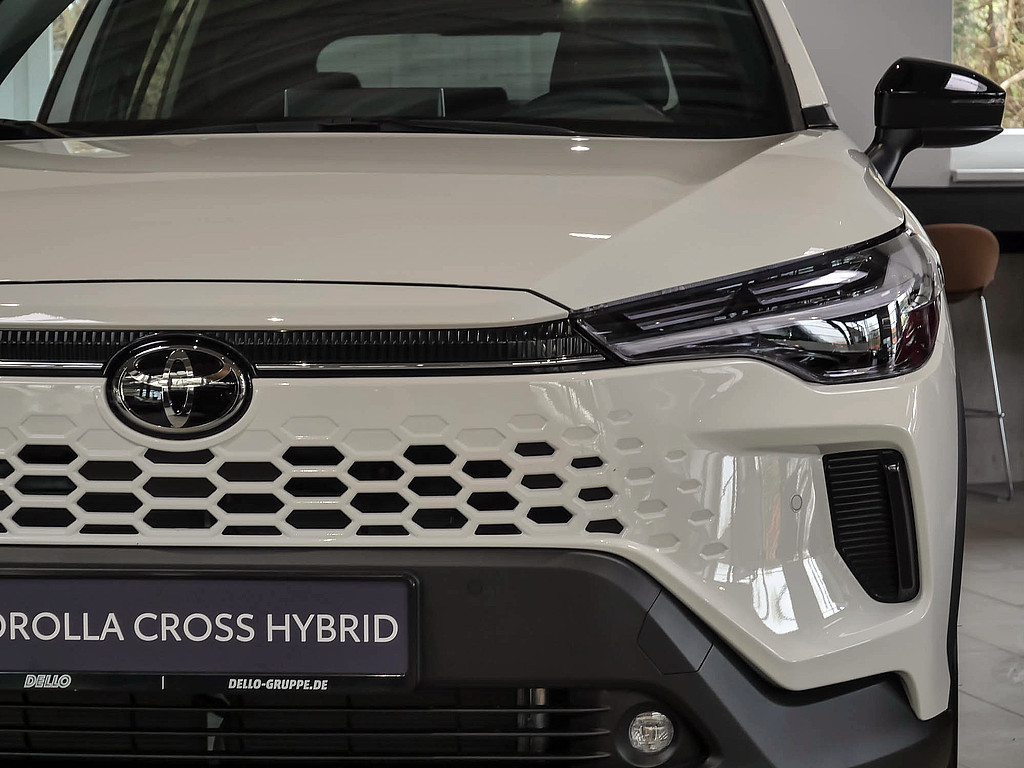 Fahrzeugansicht TOYOTA Corolla Cross 2.0 Hybrid Teamplayer - Bild 35