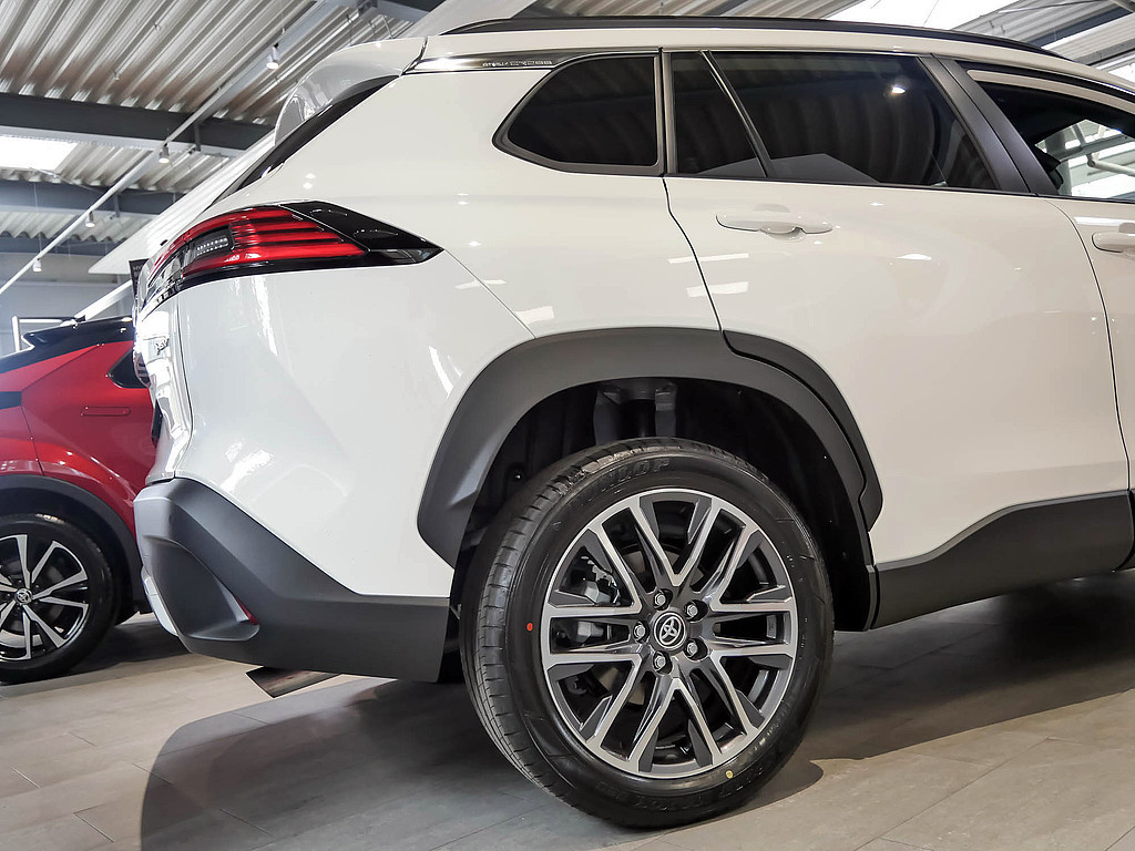 Fahrzeugansicht TOYOTA Corolla Cross 2.0 Hybrid Teamplayer - Bild 37