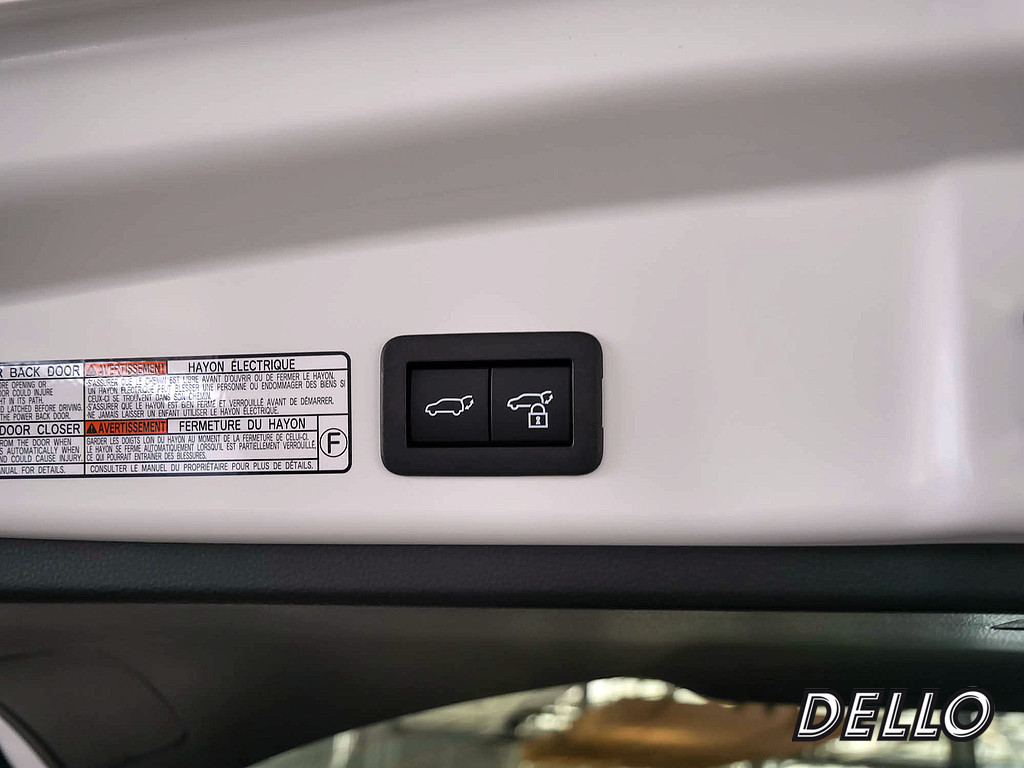 Fahrzeugansicht TOYOTA Corolla Cross 2.0 Hybrid Teamplayer - Bild 8