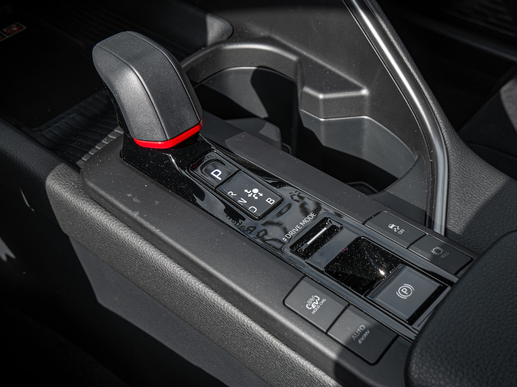 Fahrzeugansicht TOYOTA C-HR 2,0 l Plugin 4x2 GR Sport - Bild 22